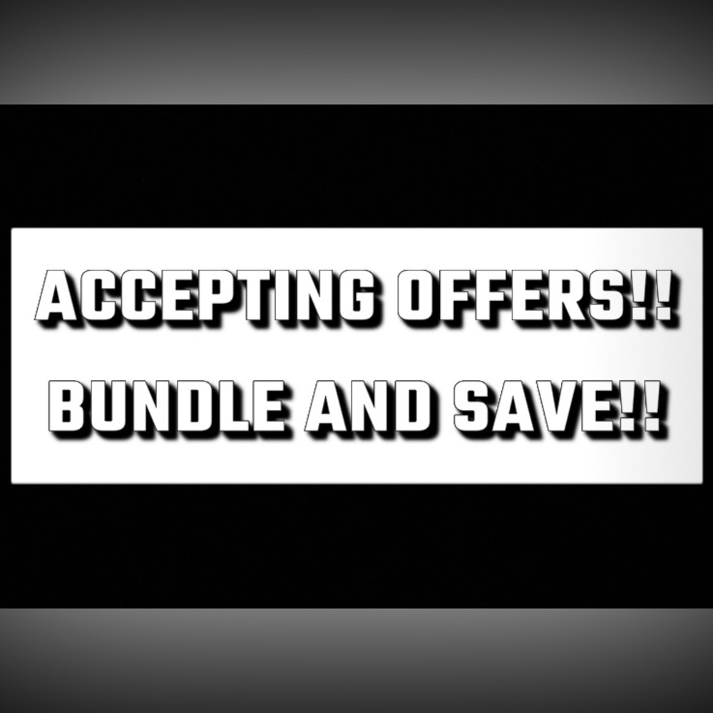 🛍Accepting offers!!🥰 - Picture 2 of 3